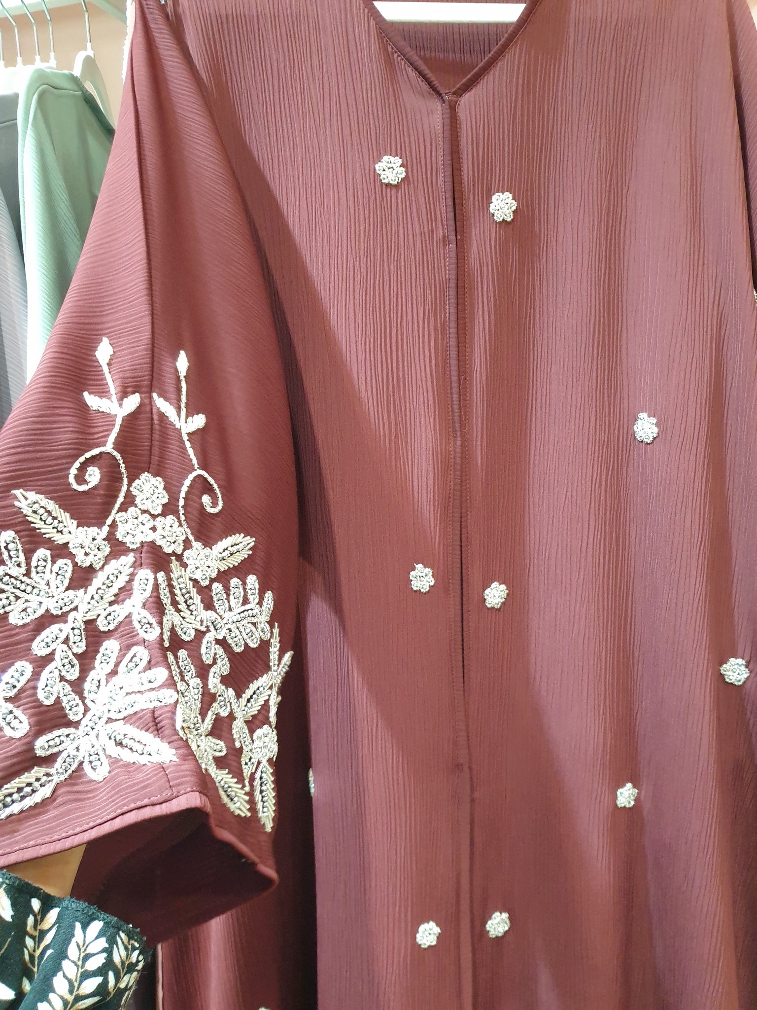 NA Minimal Front Beaded Abaya